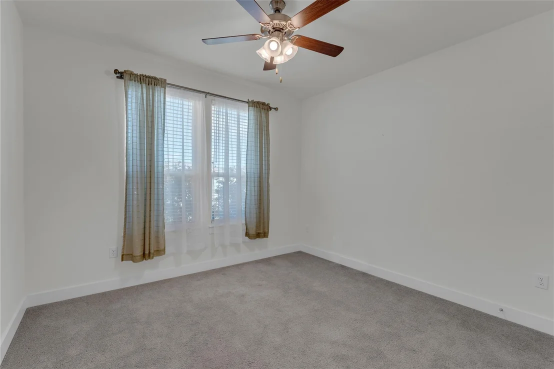 Photo of 449 Dove TRL