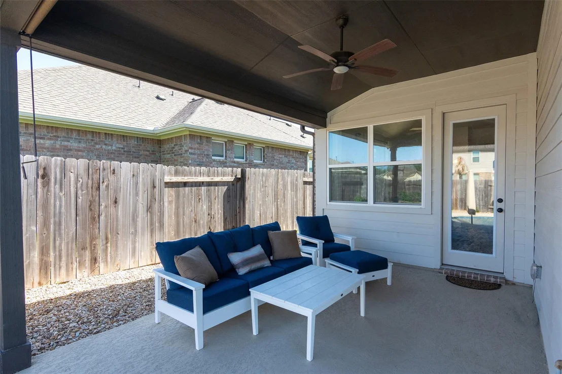 Photo of 121 Split Oak DR