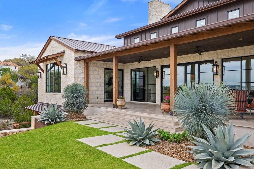 Photo of 4001 Tejon CIR