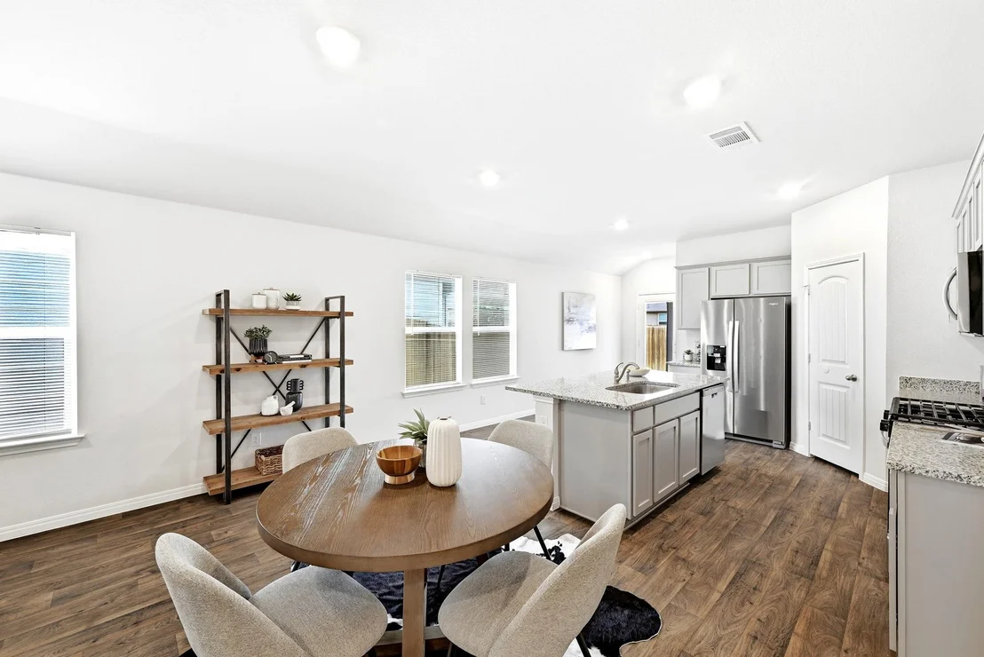 Photo of 643 Evergreen Sumac LOOP
