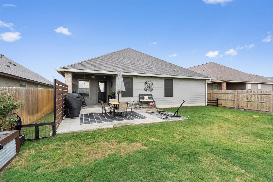 Photo of 138 Beth Ann LOOP