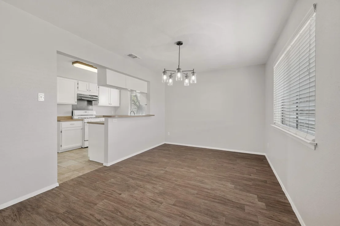 Photo of 1101 Huntridge DR