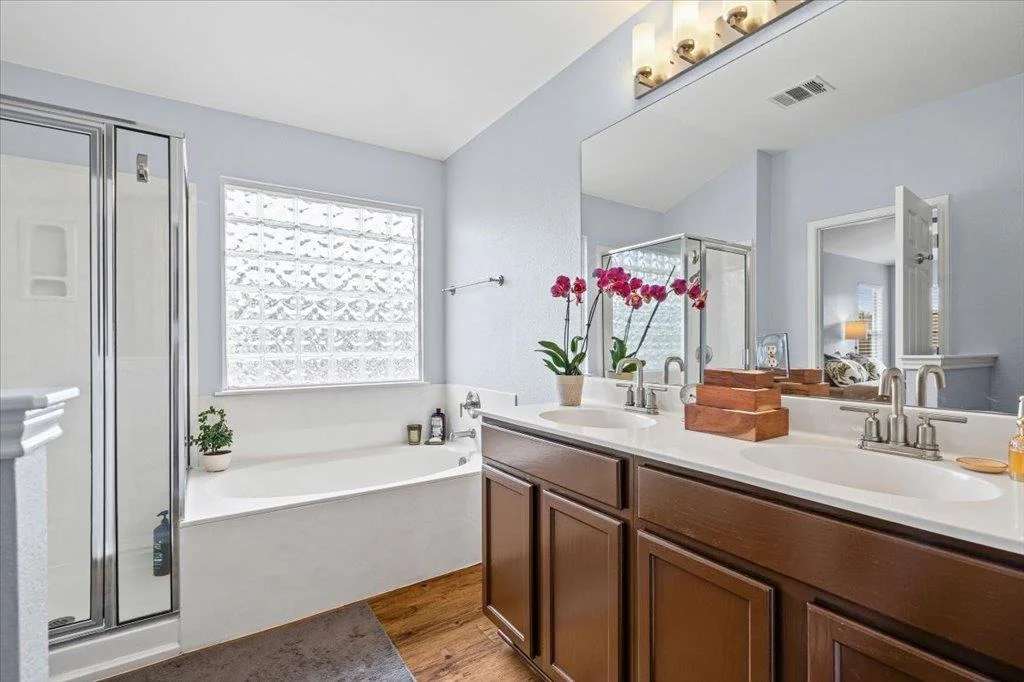 Photo of 501 Sampson