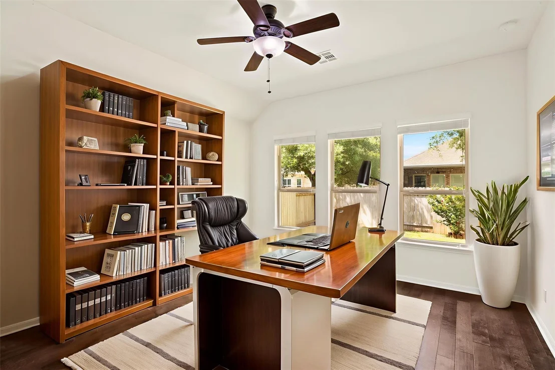 Photo of 3021 Silvergrass CV