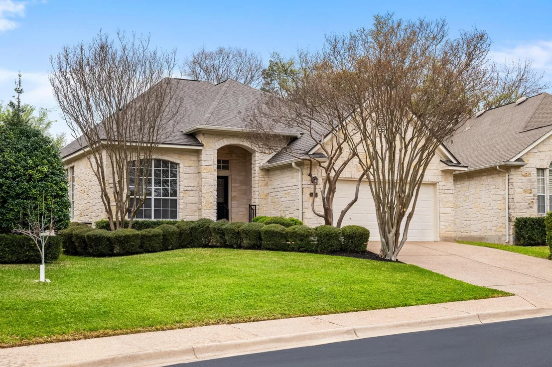 Photo of 4015 Sable Oaks DR