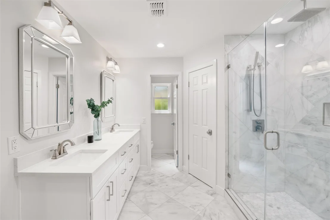 Photo of 5006 Trail West DR