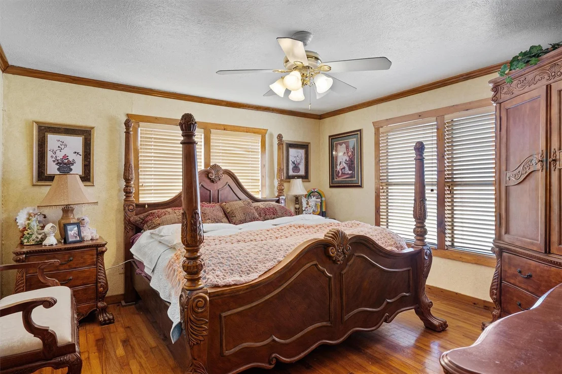 Photo of 5300 County Road 424