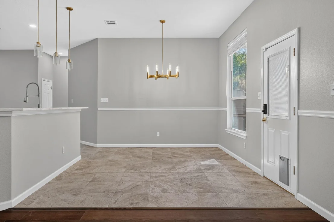 Photo of 1004 Applerock