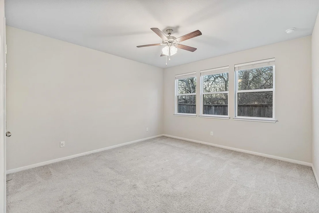 Photo of 313 Michaelis DR