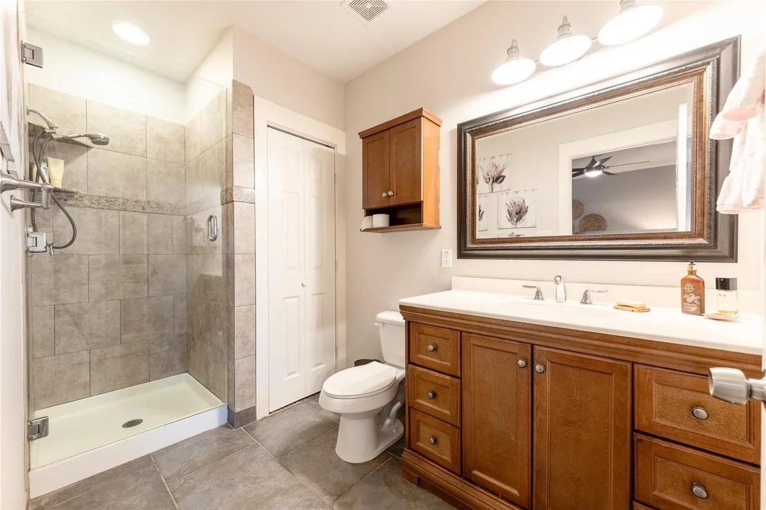 Photo of 611 Sloan ST