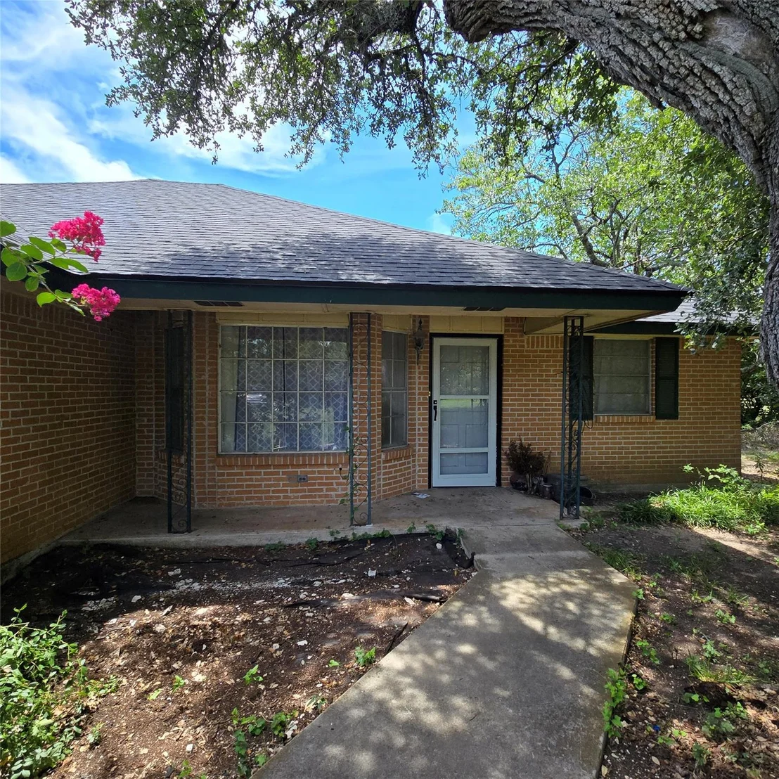 Photo of 4053 Betty PL