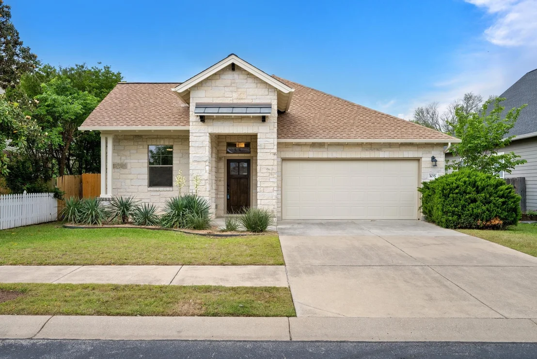 Photo of 105 Rosebud LN