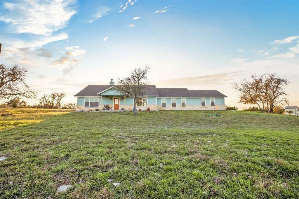 Photo of 220 Three Creeks DR