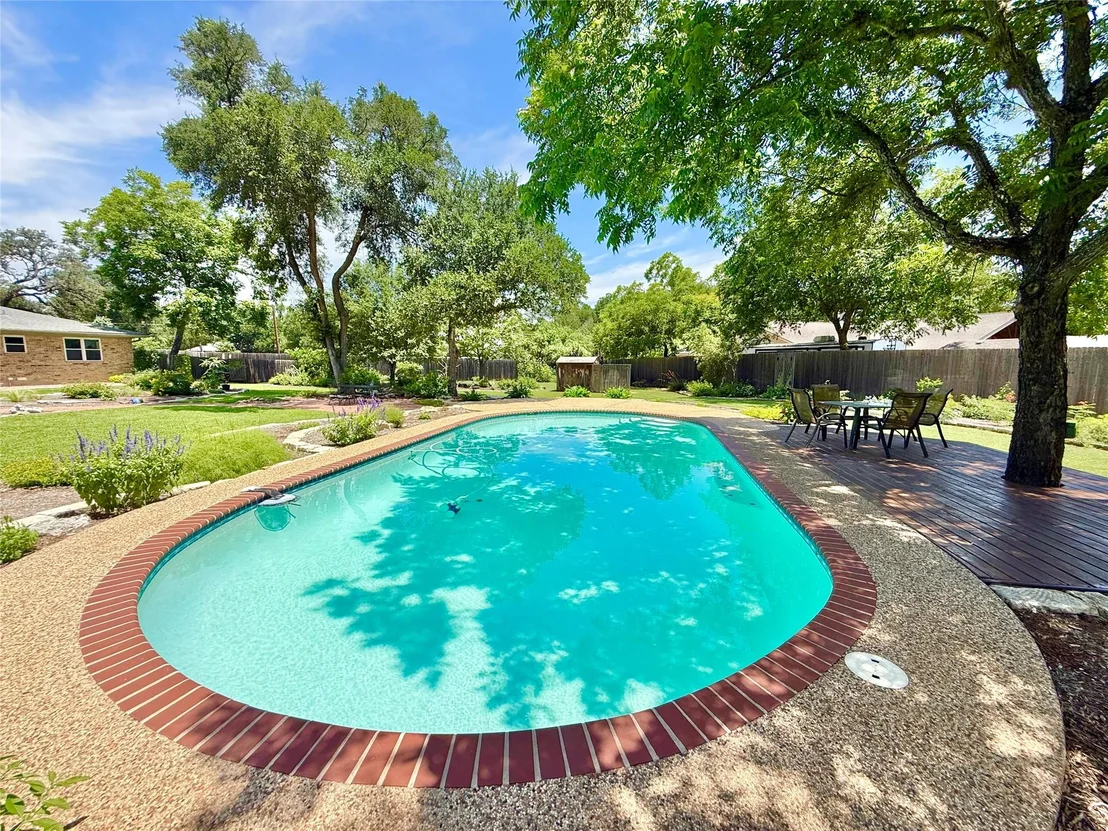 Photo of 11613 Sunset DR