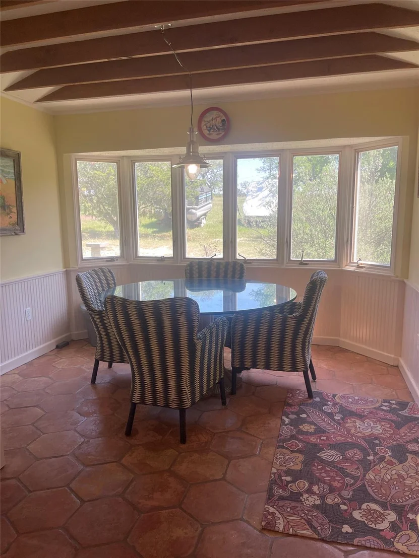 Photo of 138 Suzann LN