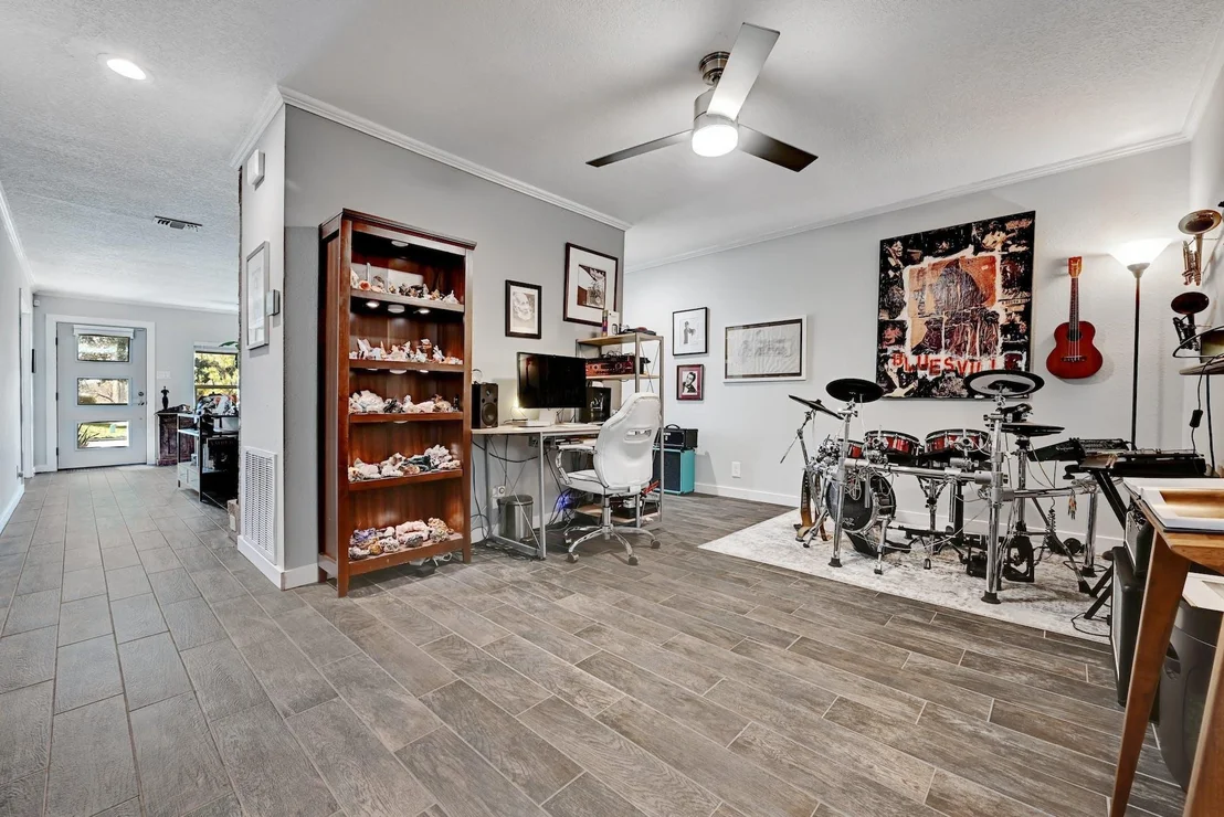 Photo of Unit C at 11133 Pinehurst DR