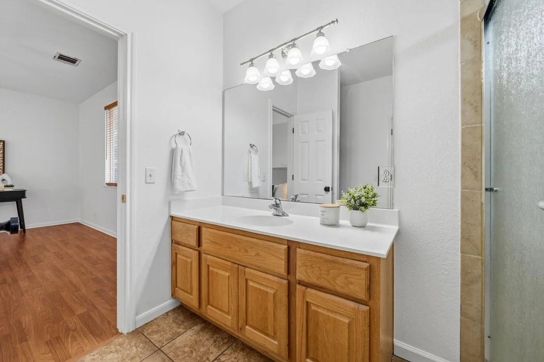 Photo of 513 Tobin DR