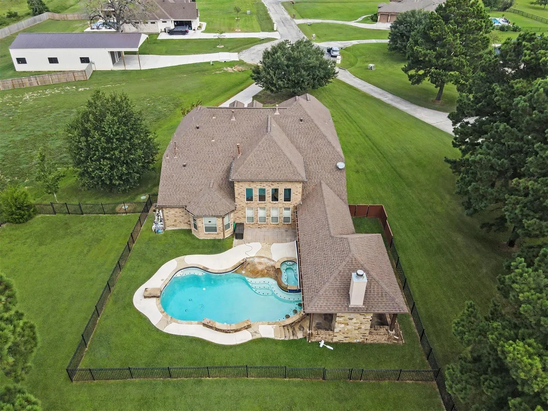 Photo of 19089 Grandview PT