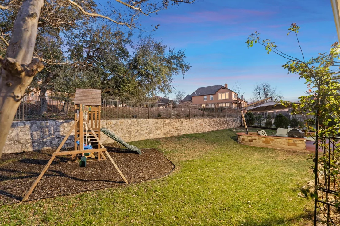 Photo of 302 Bellagio DR