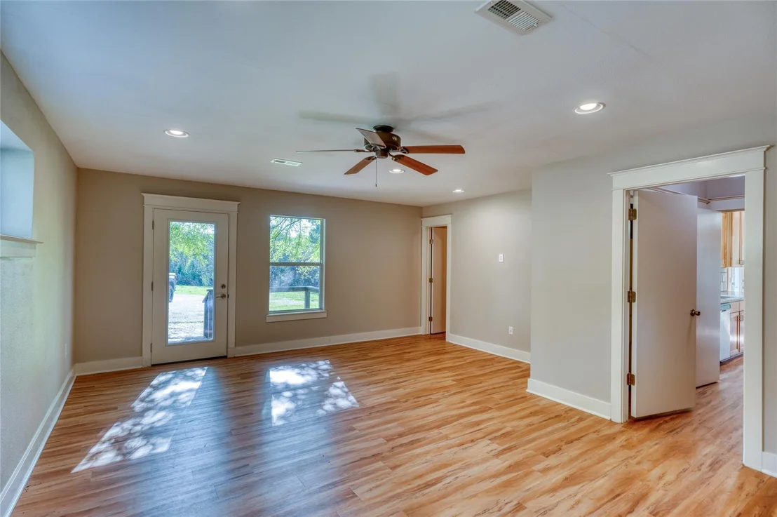 Photo of 535 Greenridge RD