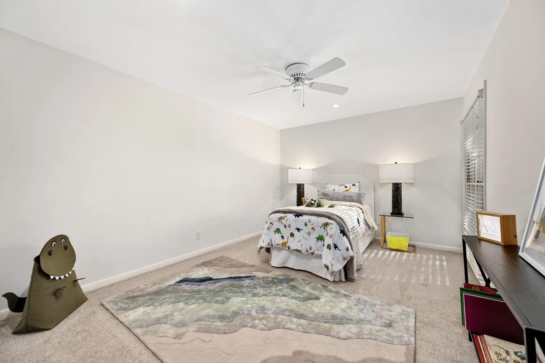 Photo of 5807 Fairlane DR