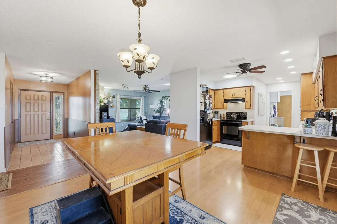 Photo of 120 Rae LN