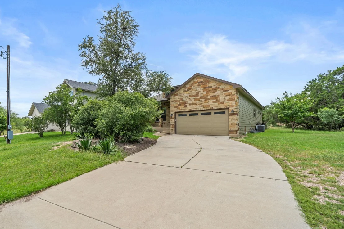Photo of 413 Bedford DR