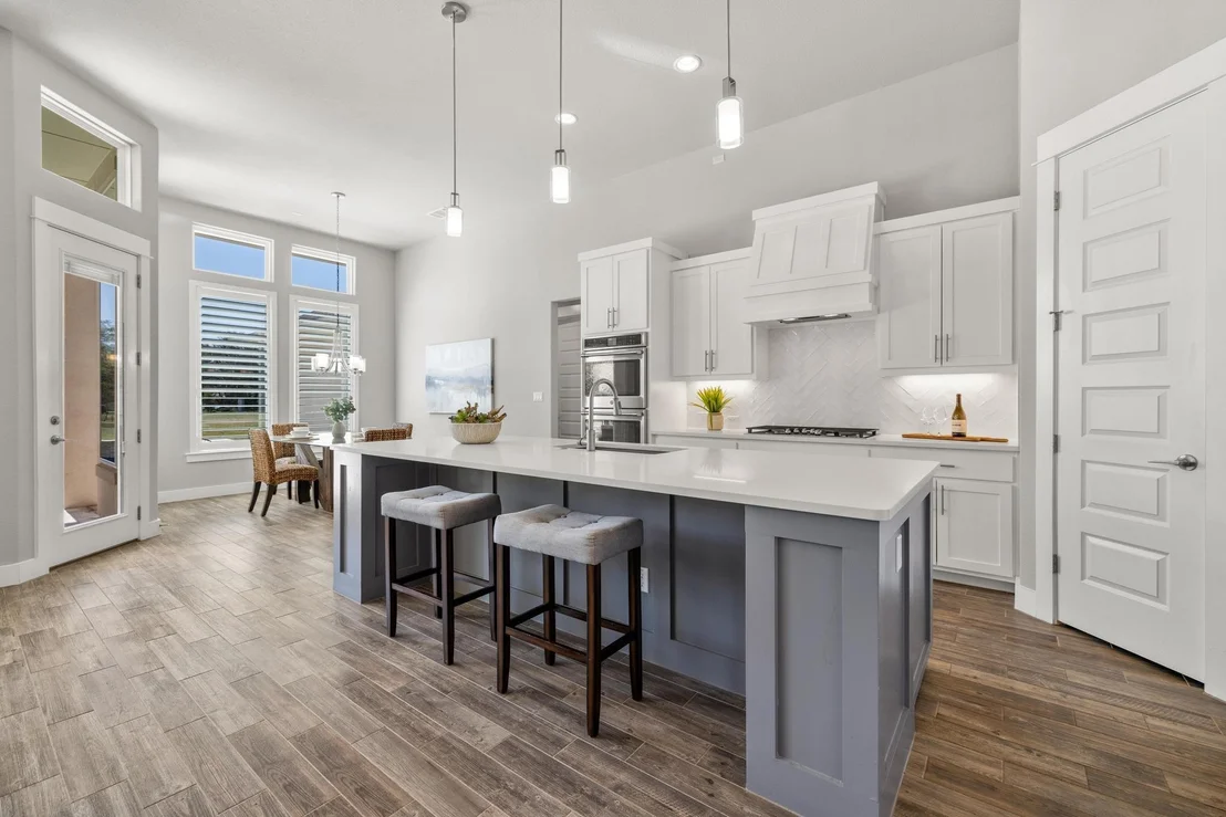 Photo of 221 Highland Oaks