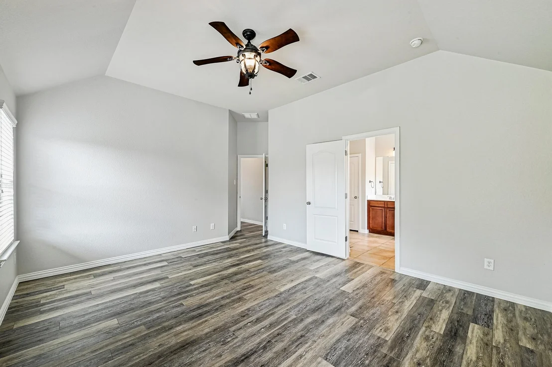 Photo of 1441 Rainbow Parke DR
