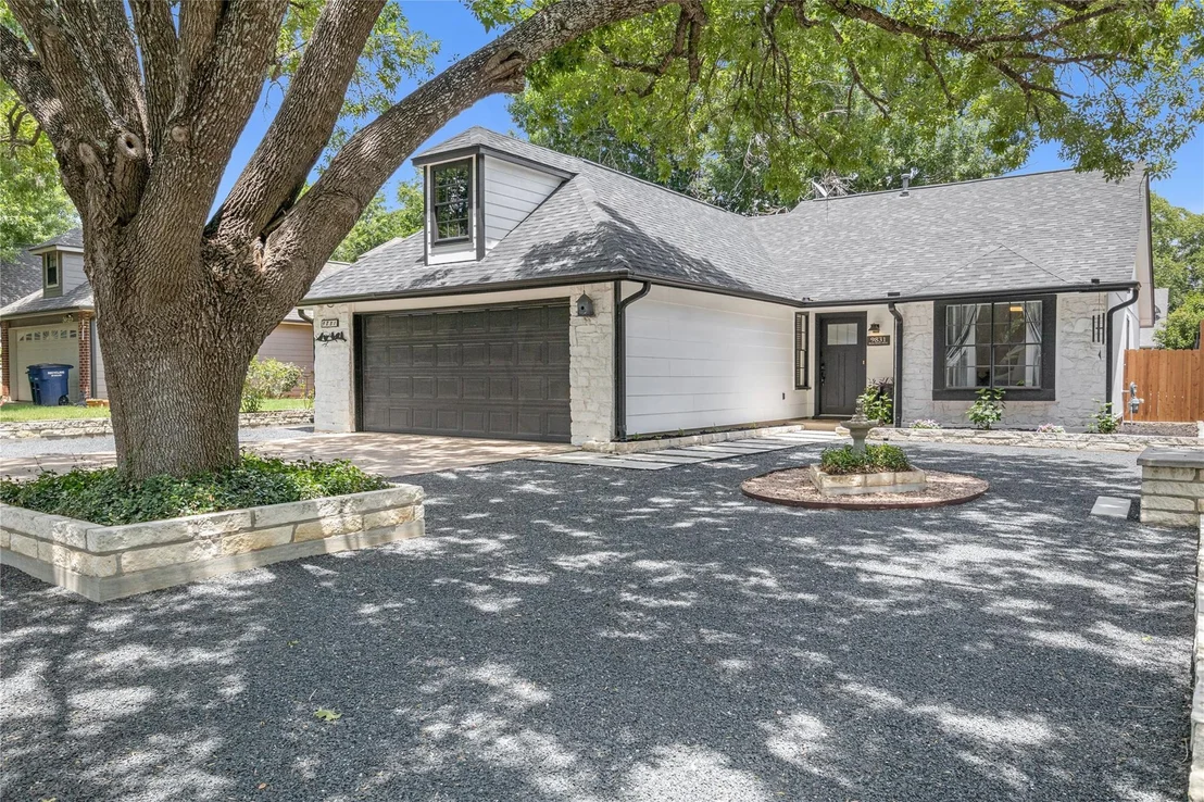 Photo of 9831 Briar Ridge DR
