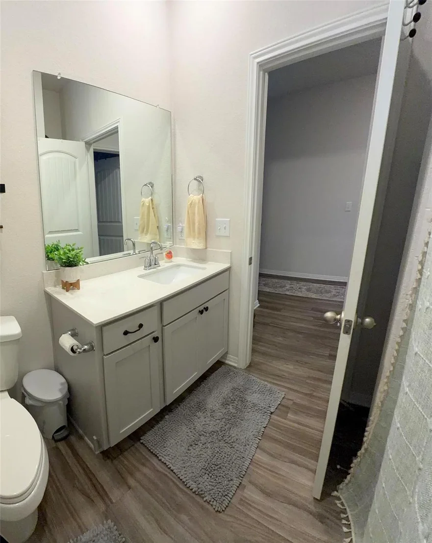 Photo of 813 Cade CV