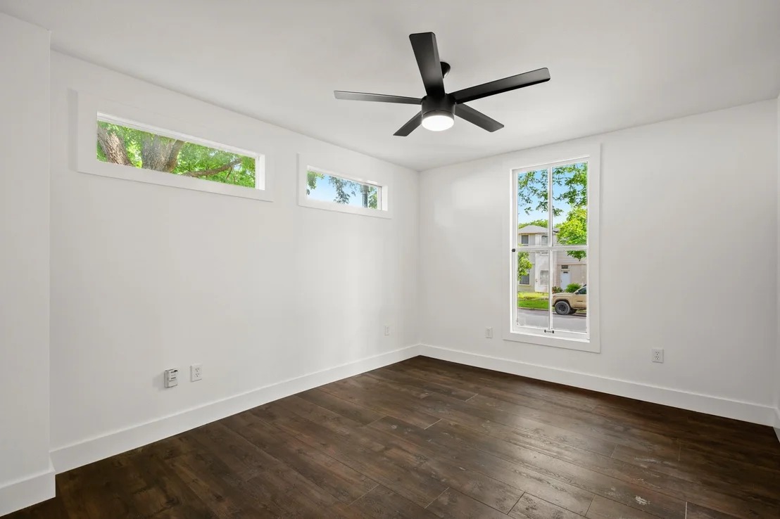 Photo of 48 Chicon ST
