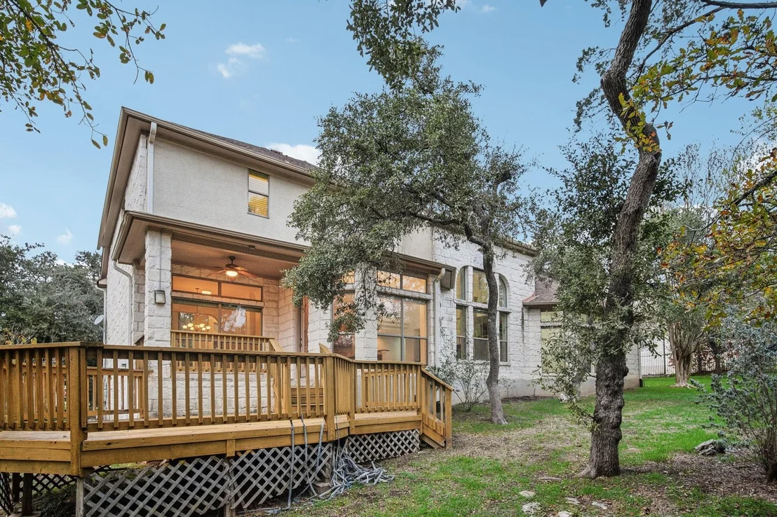 Photo of 9811 Tree Bend CV
