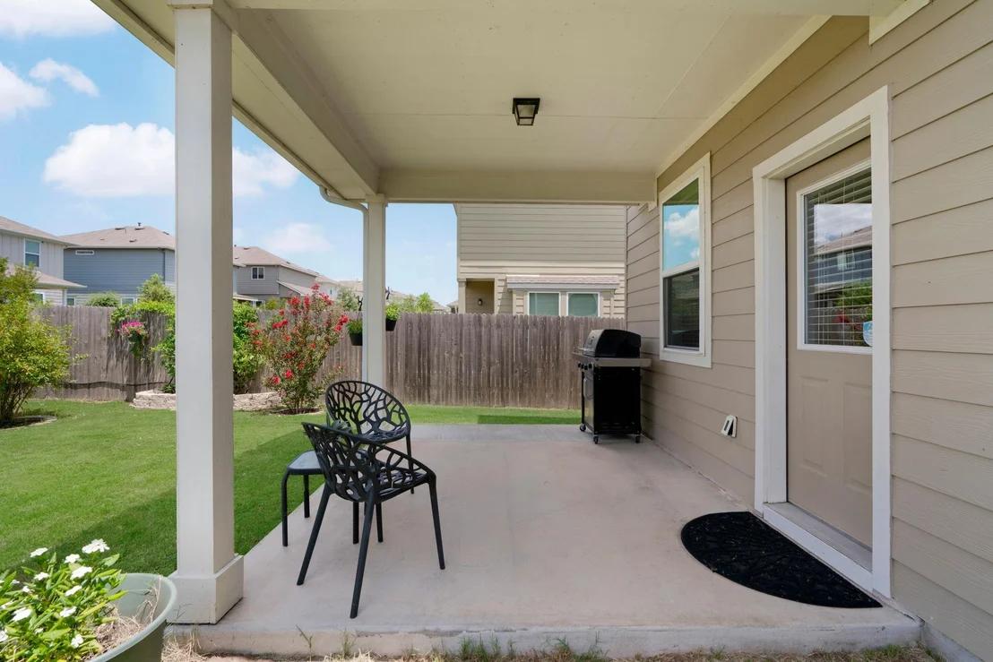 Photo of 10328 Bankhead DR