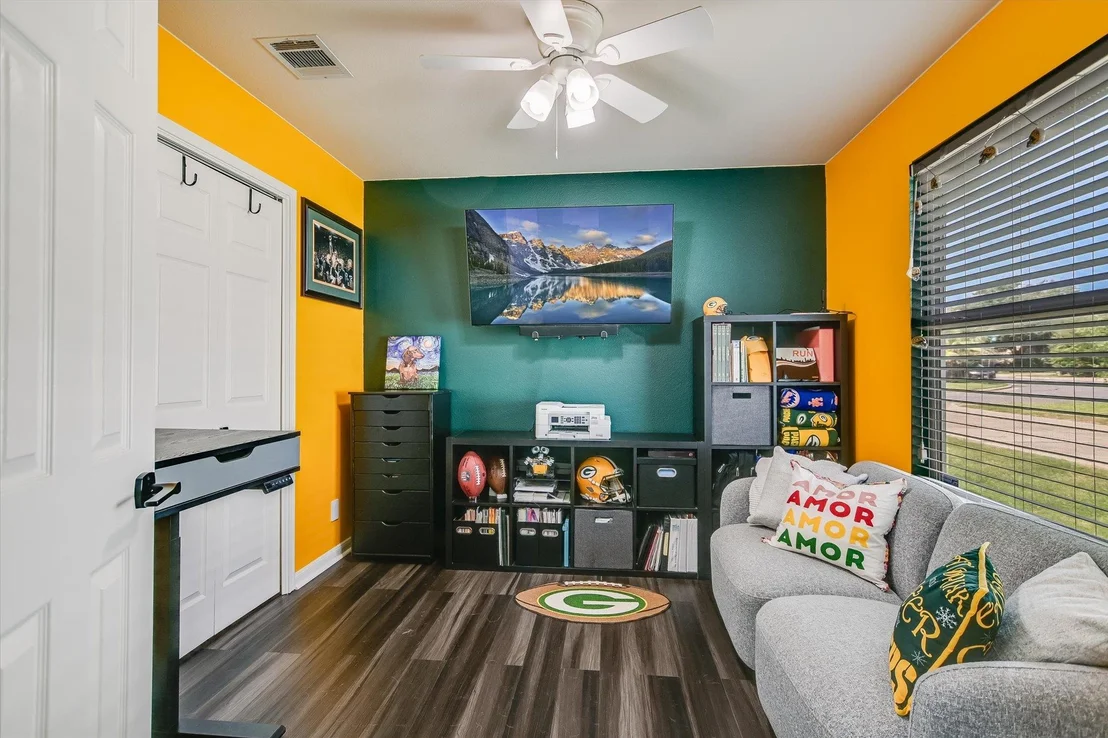 Photo of 1302 Redbud LN