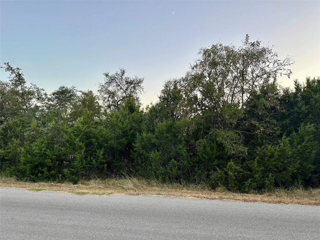 Photo of 21307 Highland Lake DR