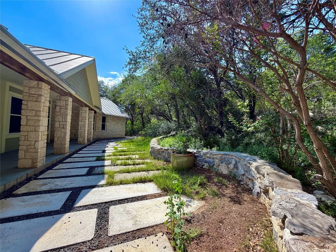 Photo of 12421 Painted Bunting DR