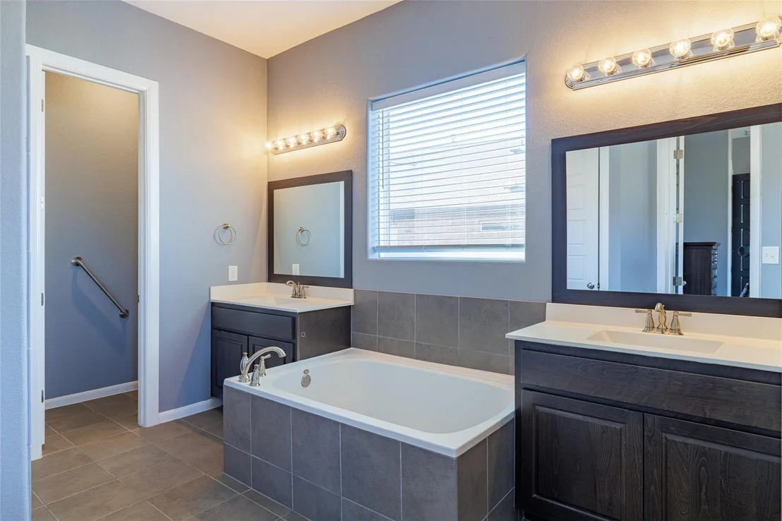 Photo of 6768 Catania LOOP