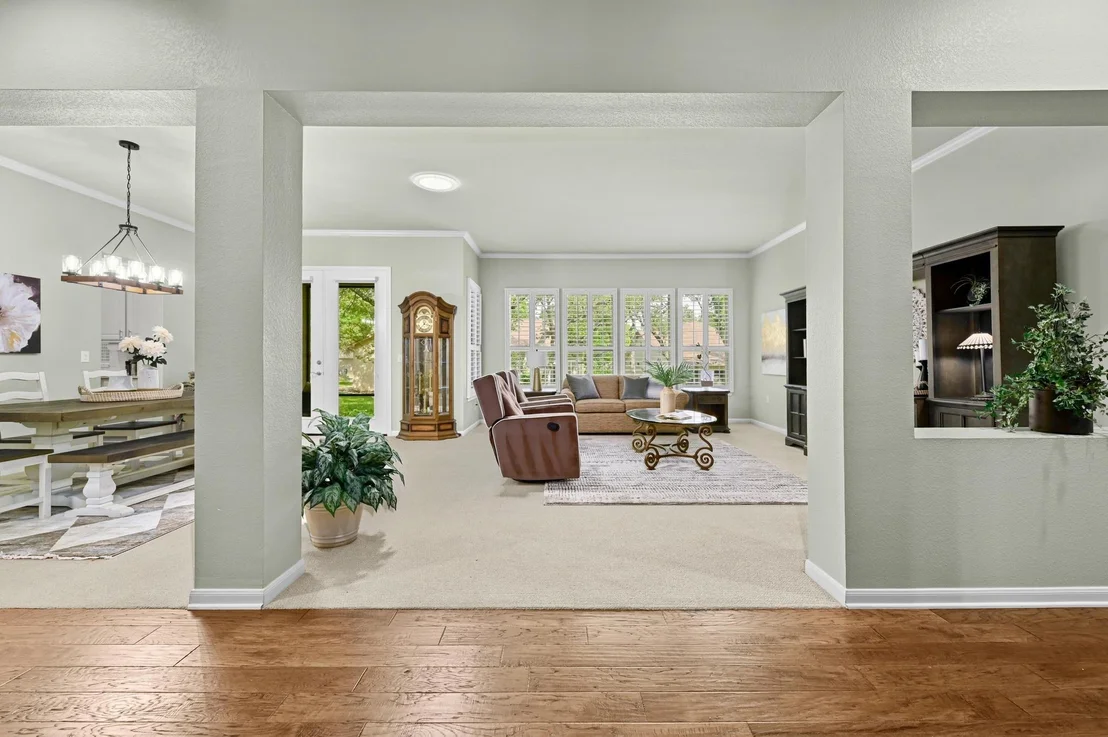 Photo of 112 Hill Country DR