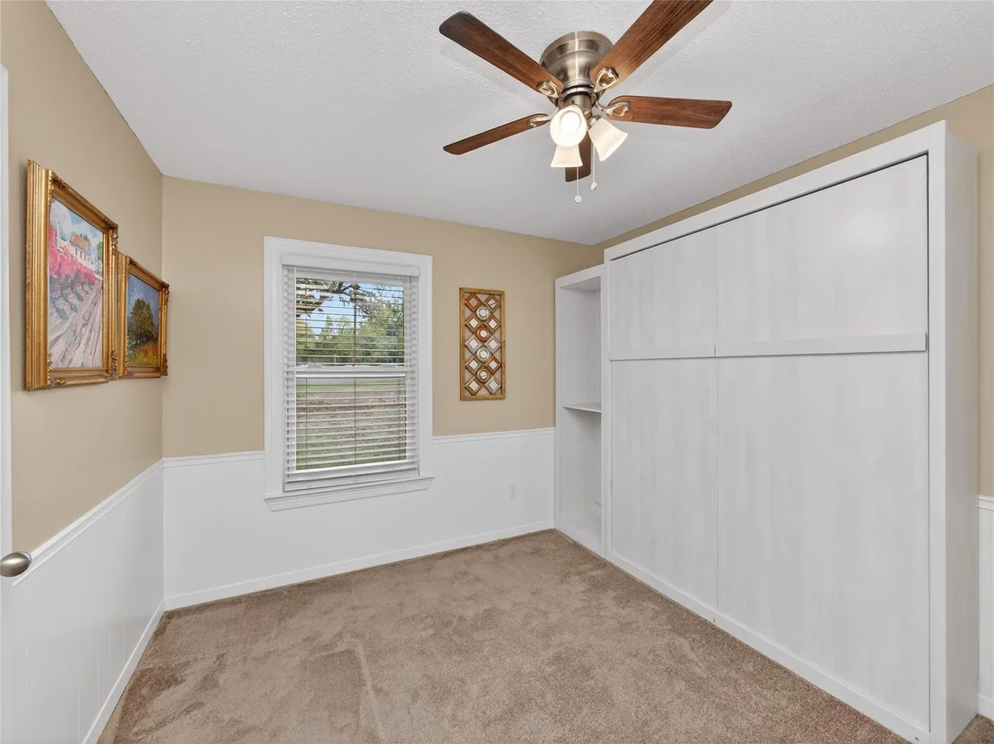 Photo of 718 Post Oak DR
