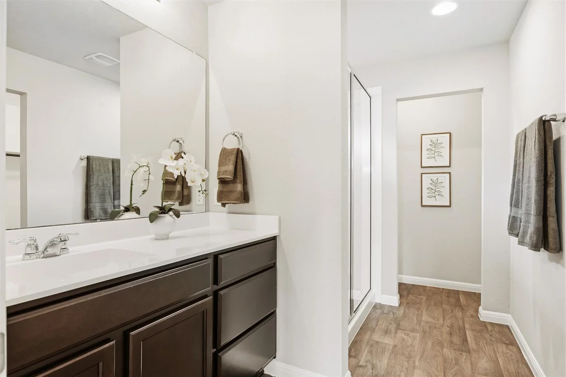 Photo of 201 Yoakum ST