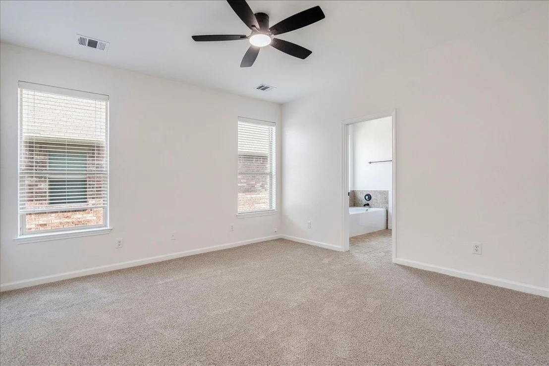 Photo of 484 Travertine TRL
