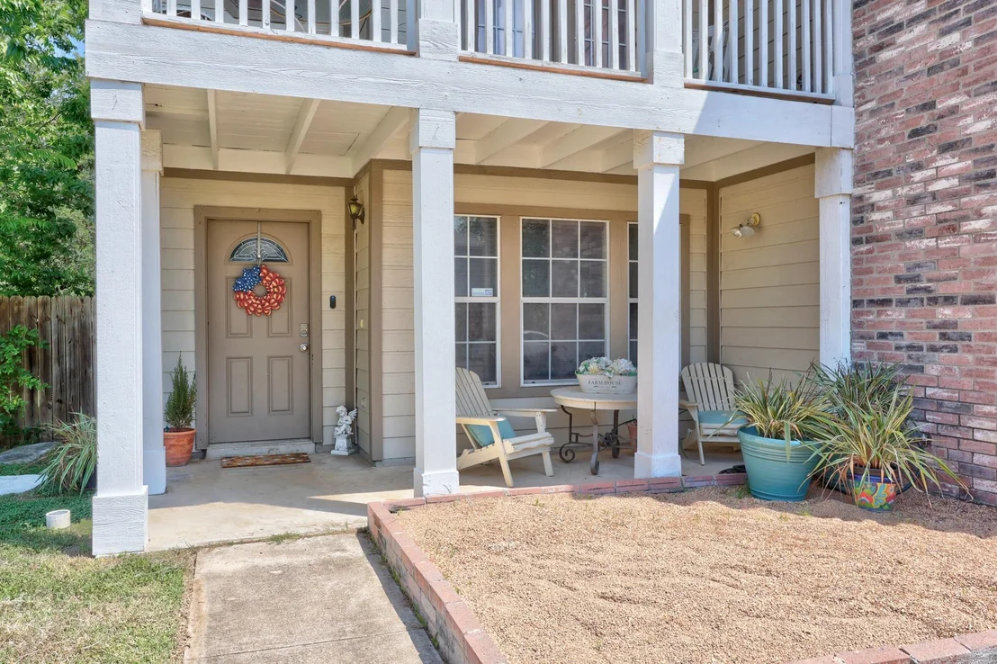 Photo of 1001 Canterbury TRL