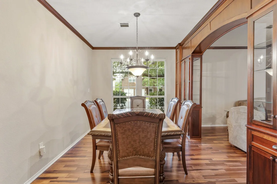 Photo of 905 Brighton Bend LN