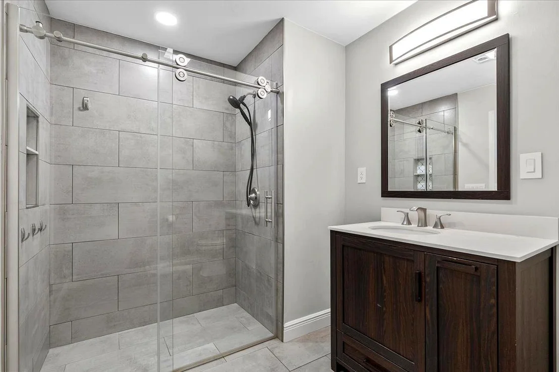 Photo of 154 Shoreline DR