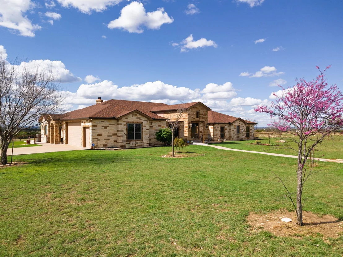 Photo of 5450 County Road 101