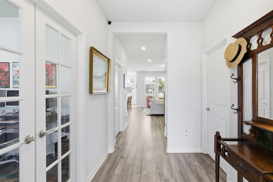 Photo of 116 High Mesa DR