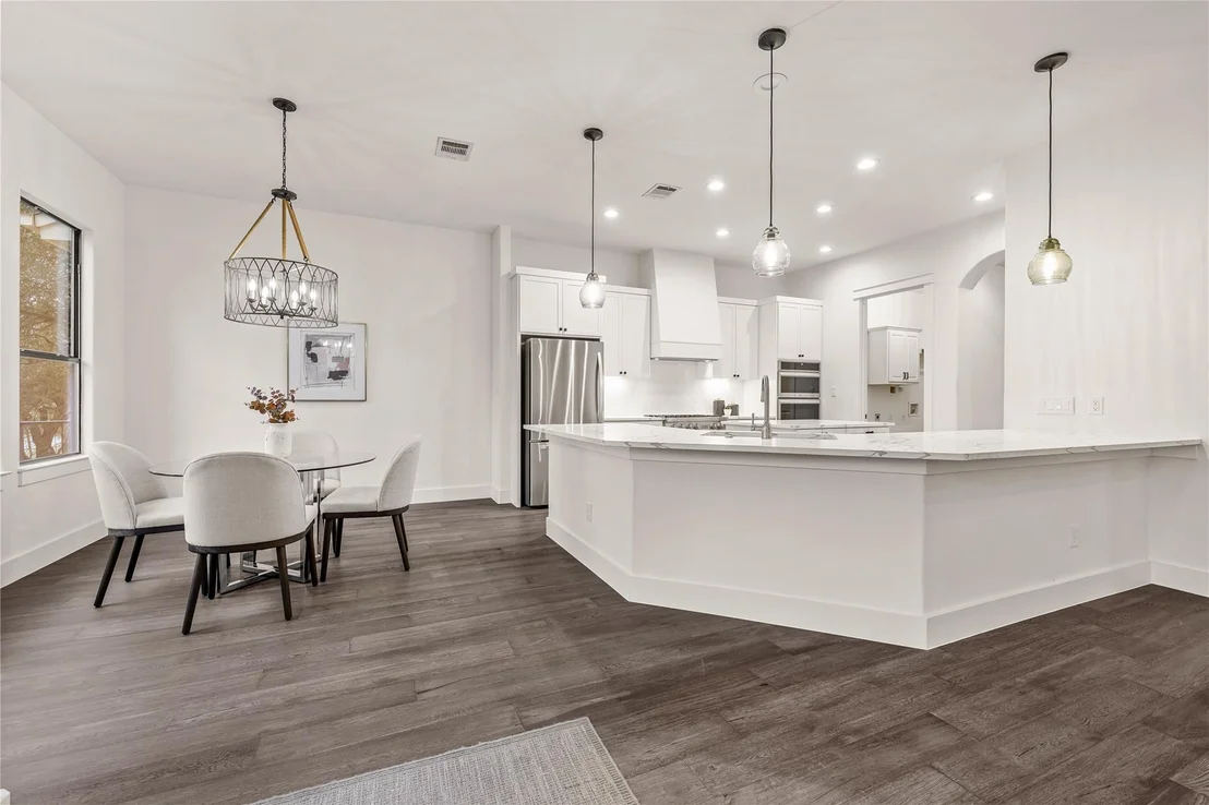Photo of 13601 Montview DR