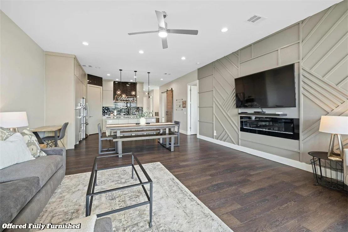 Photo of Unit B at 20107 Continental DR