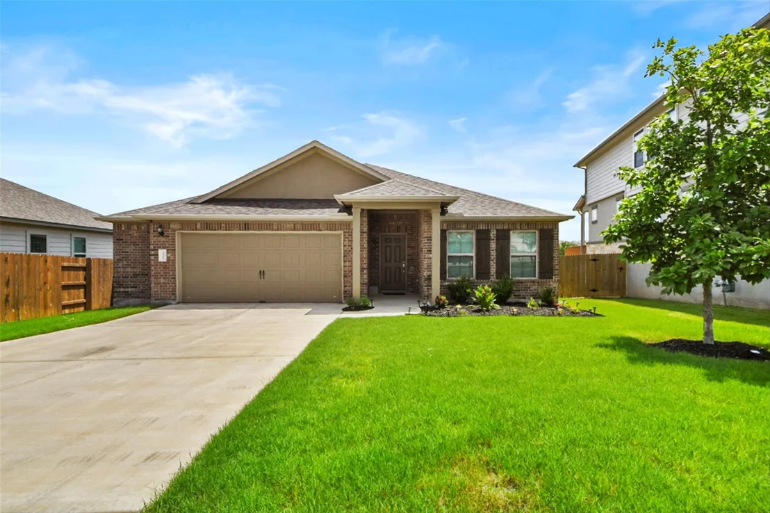 Photo of 320 Bright Star LN